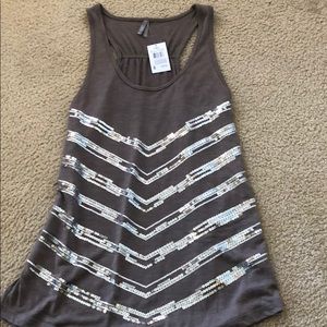 Tank too NWT